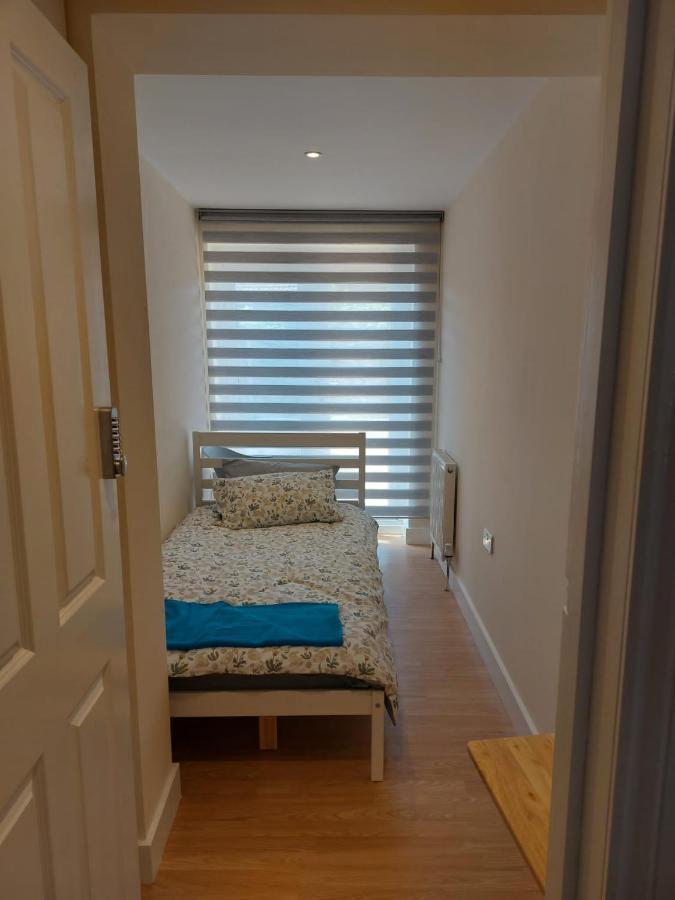 Vibrant Single Room Only For One Adult Σάουθχολ Εξωτερικό φωτογραφία